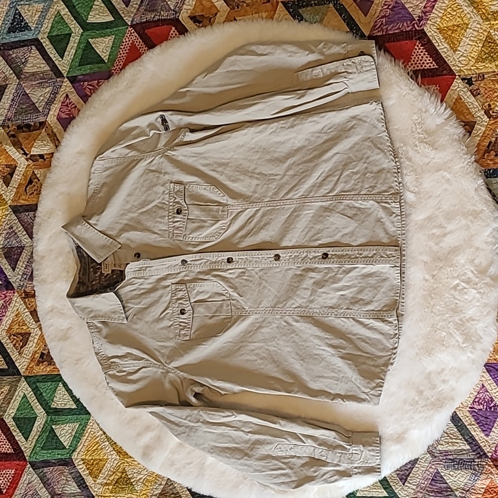 L.L. Bean Safari Roll Sleeve 100% Cotton Button Down Outdoor Casual Shirt